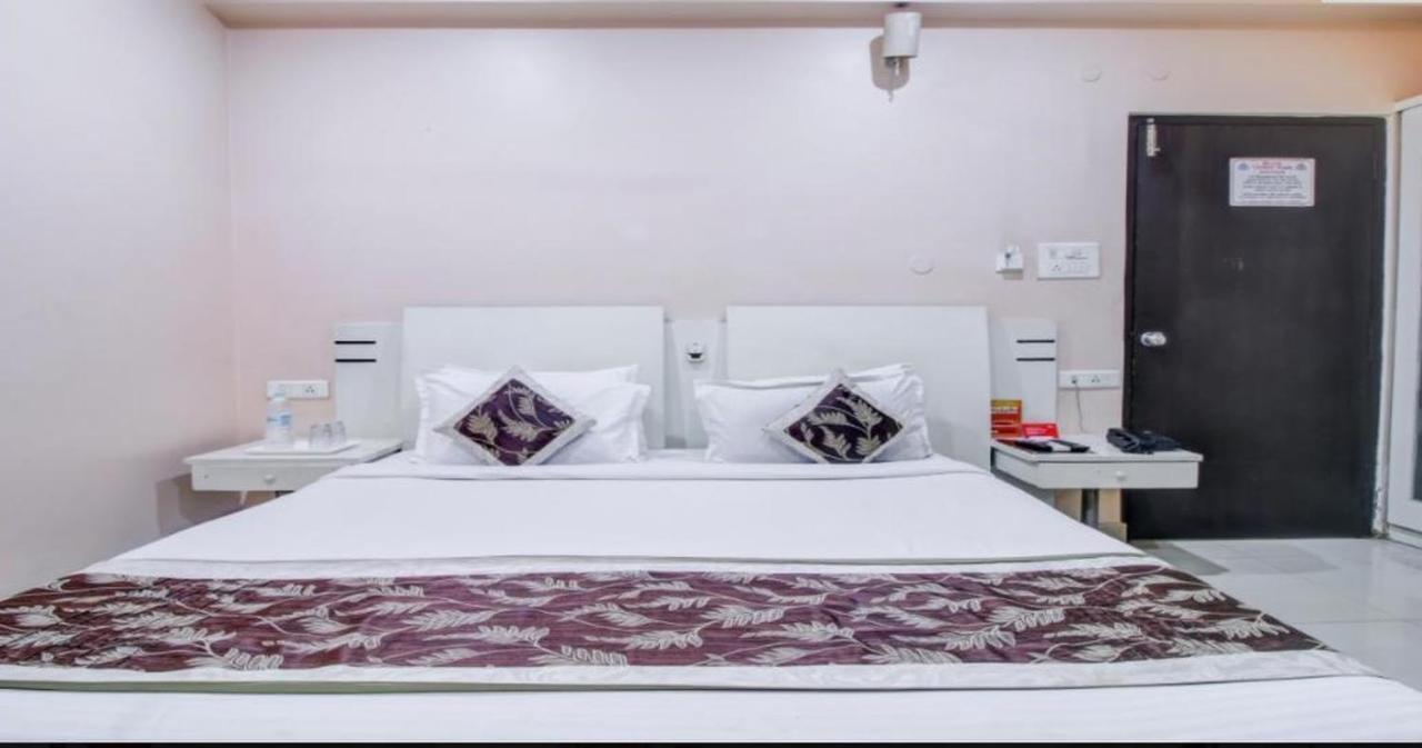 Fabexpress Tourist Plaza Hyderabad Ngoại thất bức ảnh