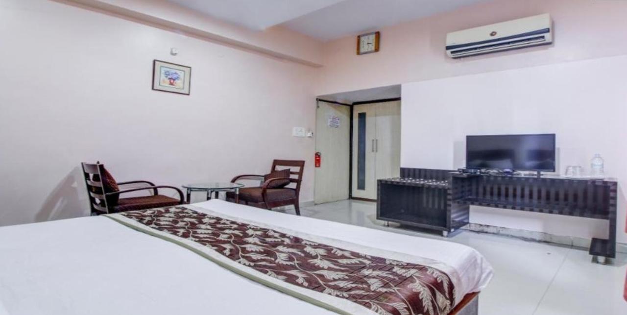 Fabexpress Tourist Plaza Hyderabad Ngoại thất bức ảnh