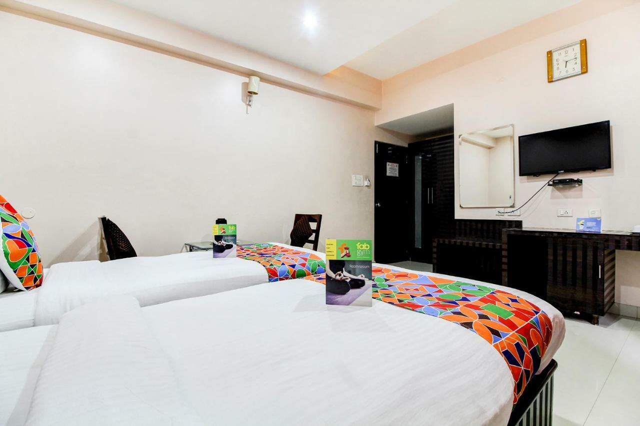 Fabexpress Tourist Plaza Hyderabad Ngoại thất bức ảnh