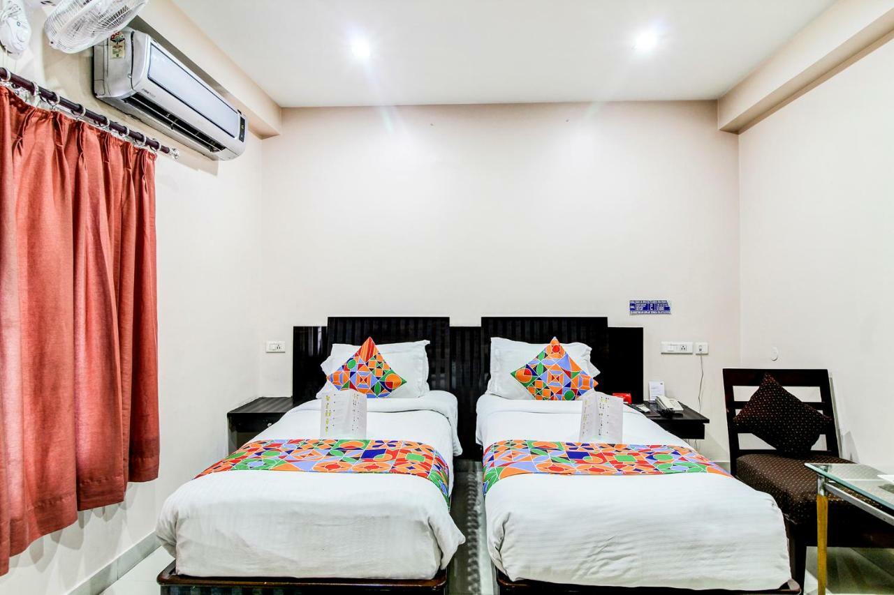 Fabexpress Tourist Plaza Hyderabad Ngoại thất bức ảnh